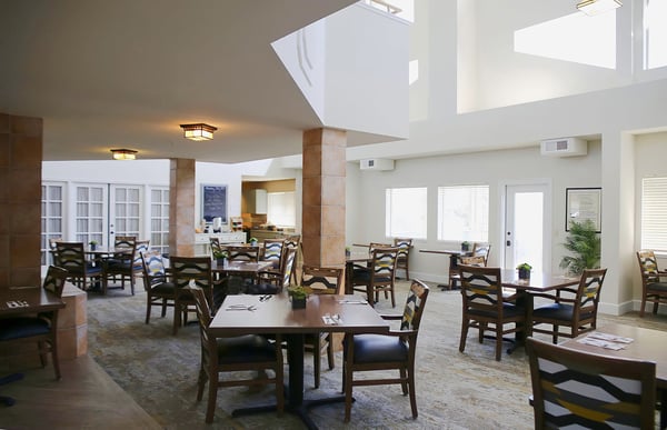 Foothill_Village_Dining2-1