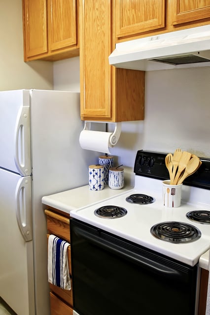 Foothill_Village_Kitchen